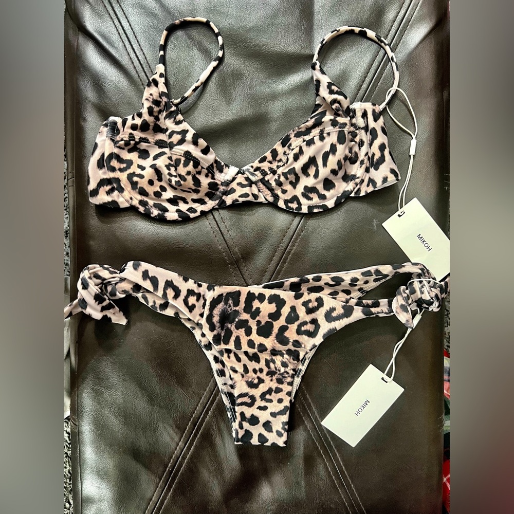 Mikoh *Set* Leopard Valencia Tie Side Bottom and Underwire Top - XS - NWT